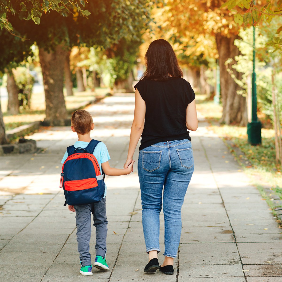 #WalkToSchoolWeek begins today 🚶‍♀️🚶‍♂️ Discover the #MagicOfWalking, wheeling, cycling or scooting to school this week 🧙‍♂️ If you join in the fun, let us know what you see along the way 👇