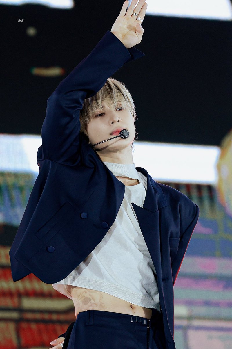 dof_tm's tweet photo. #태민 #TAEMIN #SHINee #テミン https://t.co/EZRi6Bi0hU