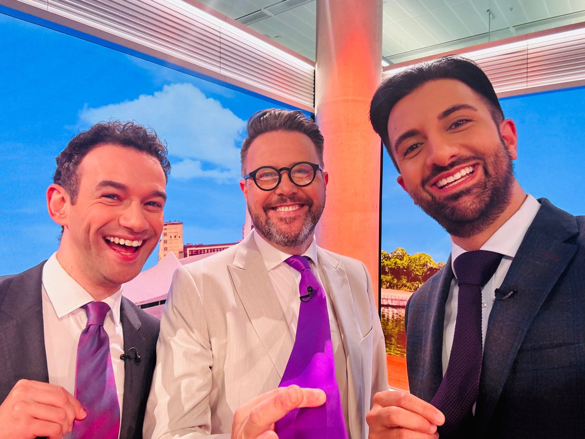 Turns out on Monday’s we wear purple. Good morning from @BBCBreakfast!