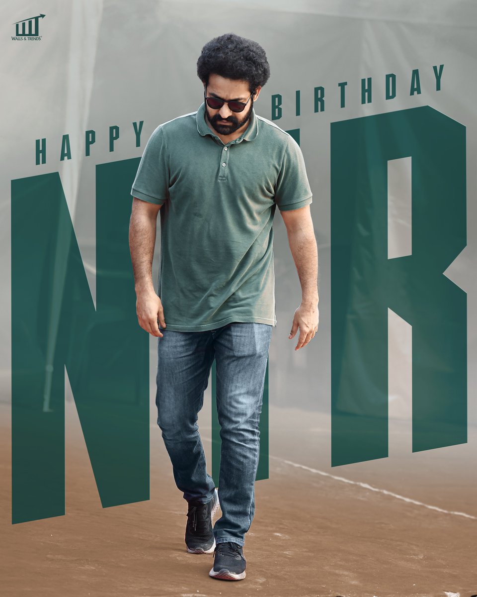 Wishing the man who always races in our hearts and leaves a lasting impact, @tarak9999 a very Happy Birthday 🤗🤗 What the audience witnessed is just a sample of the BIGGEST HAVOC that’s coming on Oct 10th 🔥🔥 #Devara #HappyBirthdayNTR