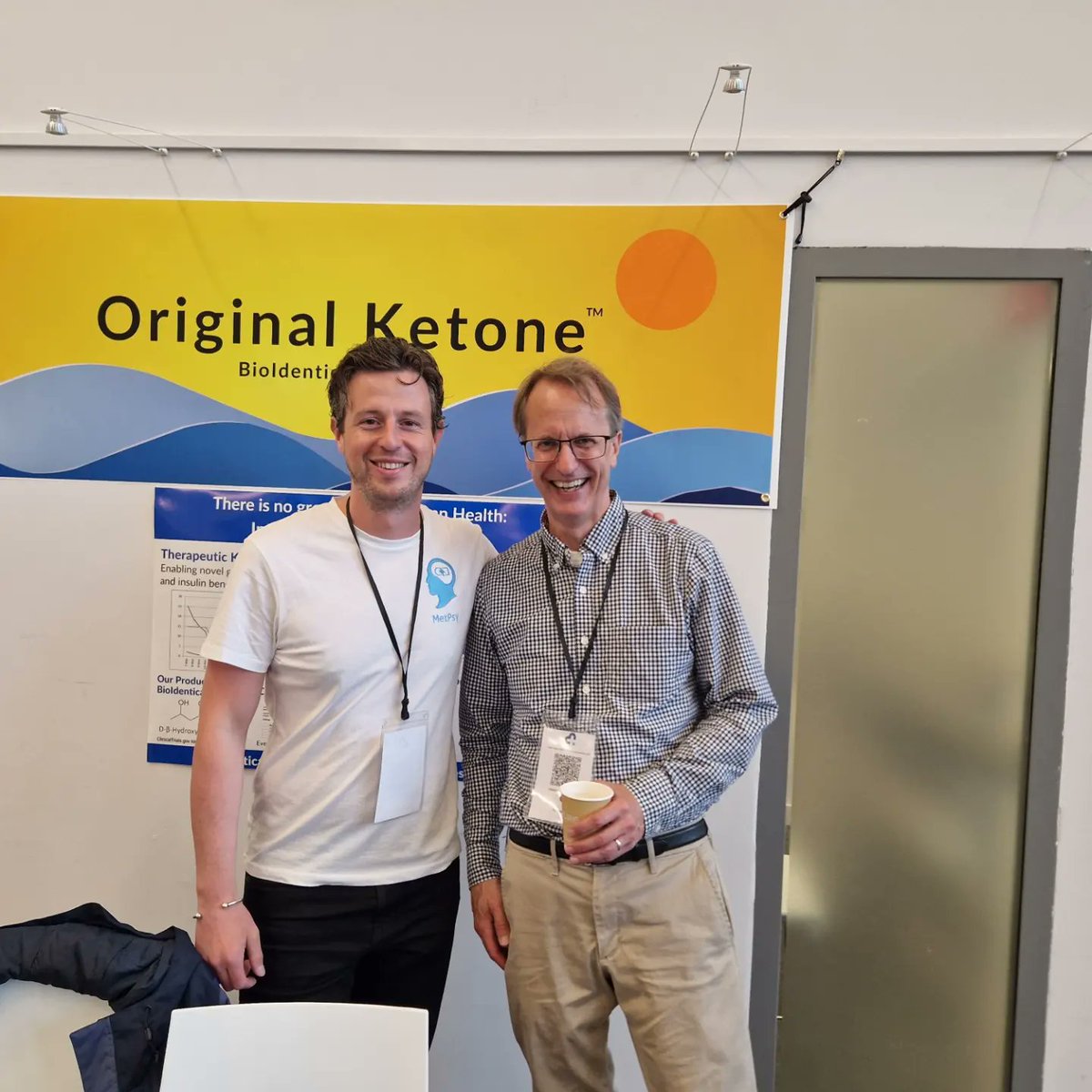 Great weekend exhibiting MetPsy at @phcukorg's brilliant conference in London. Finally met the great and powerful @anthony_chaffee in person after having long deep conversations online for our podcasts. I got to say thank you to @garytaubes for his books which led to my mental