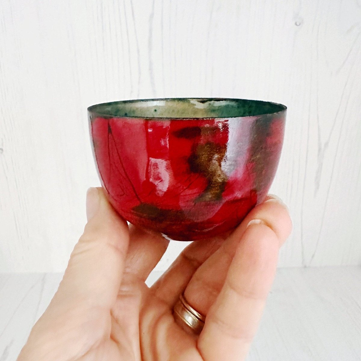 Red Enamel Bowl - Home Decor - Decorative Bowl - New Home Gift Idea tuppu.net/fad9b930 ##UKGiftHour #HandmadeHour #MHHSBD #UKHashtags #inbizhour #giftideas #shopsmall #bizbubble #HouseWarmingGift