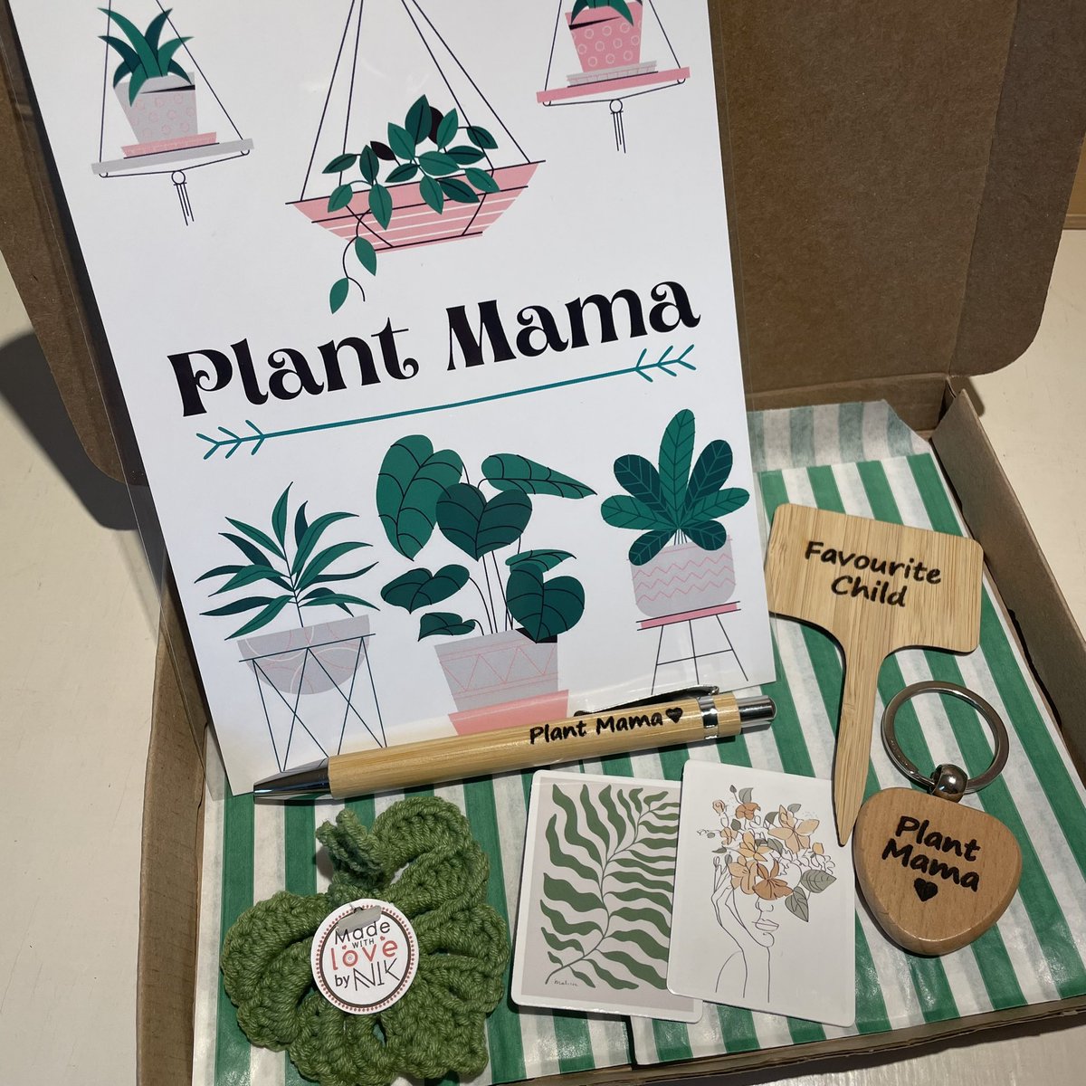 Plant Mama Letterbox Gift Set 😍🪴
• £12 plus P&P 📮
littlenscrafts.etsy.com
littlens-crafts.sumupstore.com
#EarlyBiz #EtsyUK #EcoFriendly #TheCraftersUK #UKMakers #CraftBizParty