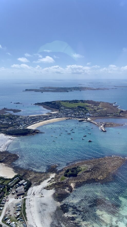 Good morning, we expect flights to operate to schedule today and look forward to welcoming you at Penzance, St Marys or Tresco. @INRIXtraffic_PT @visitIOS @TrescoIsland