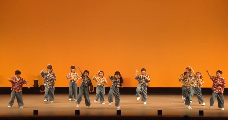 kidsgarden_fs's tweet photo. 🎵舞台　#キッズダンス

2024,3,20水曜日　祝日
第30回キッズガーデン武蔵小杉教室発表会
川崎市民プラザ　ふるさと劇場

🎧 #DoWell 🎤 #Sirup  💃#Pistouch

#川崎市　#武蔵小杉 #バックダンサー　#制作開放　#新丸子　#元住吉　#武蔵中原　#武蔵新城　#企業公式相互フォロー　#企業公式　#設営完了
#スポーツクラブ　#フィットネスクラブ

体験見学の申込＆問い合わせ
https://t.co/RLOC3cX7ot