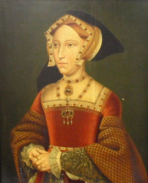 Never one to let the grass grow under his feet, #HenryVIII was betrothed to Jane Seymour #OTD in #Tudor times (1536), just over 24 hours after #AnneBoleyn was beheaded at the Tower of #London - In fact, she'd probably barely begun to decompose before #TheKing began planning his