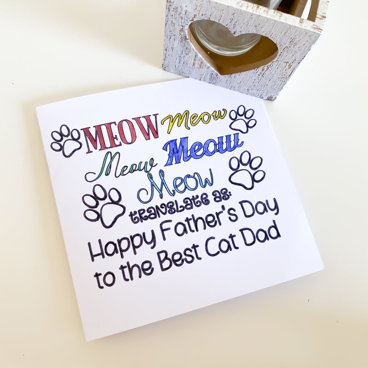 𝐀𝐭𝐭𝐞𝐧𝐭𝐢𝐨𝐧 𝐤𝐢𝐭𝐭𝐲 𝐜𝐚𝐭𝐬! 😺 #mhhsbd Father’s Day is just round the corner so time to get your card for the Best Cat Dad around. (It’s the one that feeds you) #earlybiz