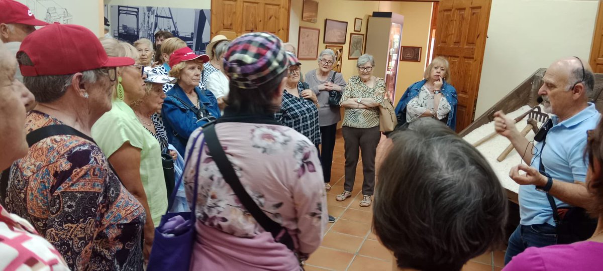 🤩 El pasado viernes nuestros mayores disfrutaron de una fantástica excursión cultural a Santa Pola // 🤩 Divendres passat els nostres majors van gaudir d'una fantàstica excursió cultural a Santa Pola