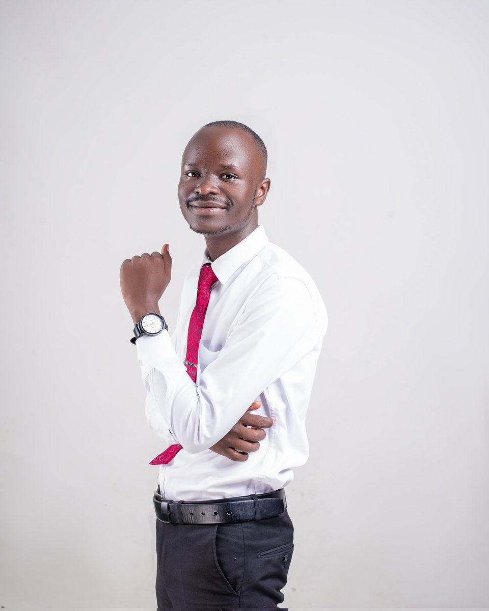 A leader takes people where they want to go. A great leader takes people where they don’t necessarily want to go, but ought to be. Happy new week ahead fellow Comrades.