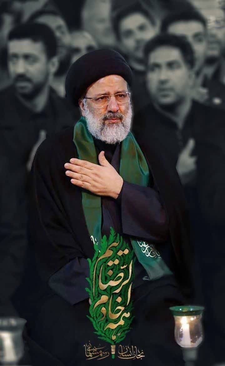 #سیدالشهدای_خدمت 
آسمان مشهدآسمانی شدنت راباورکرده بود ،که این گونه بی قراری میکرد
حالاکه درآغوشت گرفته آرام شده
#خادم_الرضا