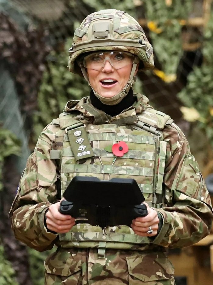 Seanachan1763's tweet photo. @TheWelshCavalry, time to locate your @col_qdg the Princess of #Wales. Where is the honour? It's time to get on with it, No?
#savekate https://t.co/5DkkVBXeAN