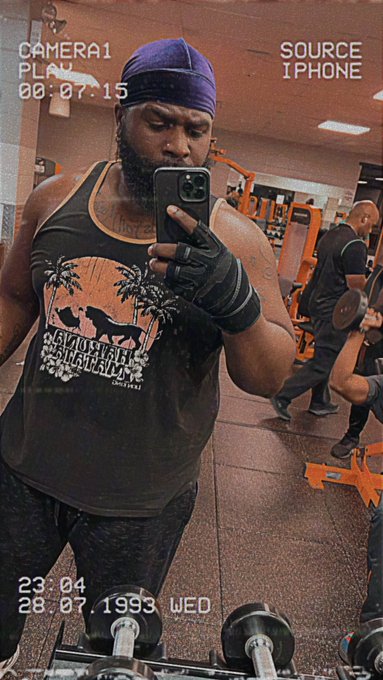 Instagram VS Twitter https://t.co/ogJmQrZuRv<a href="/tag/miami"class="tags"><span>#miami</span></a><a href="/tag/miamiphotographer"class="tags"><span>#miamiphotographer</span></a><a href="/tag/miamiphotos"class="tags"><span>#miamiphotos</span></a>