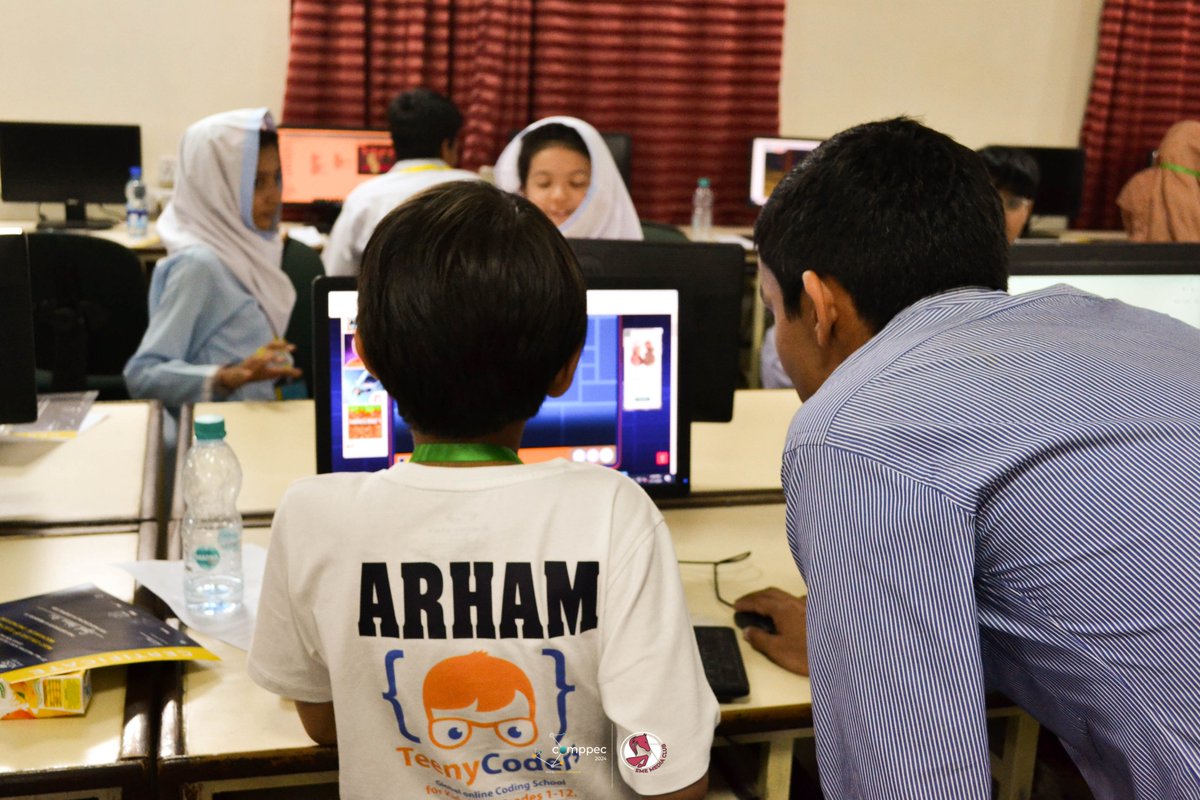 Teeny Coders tweet media