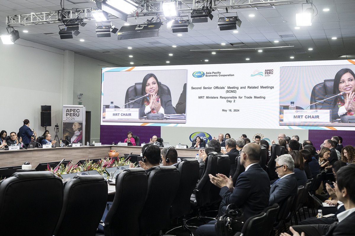 ASEAN Secretariat officials participated in the Asia-Pacific Economic Cooperation (APEC) Ministers Responsible for Trade Meeting in Arequipa, Peru this week. As one of the three APEC’s official observers, ASEAN Secretariat provided regular updates on the regional economic