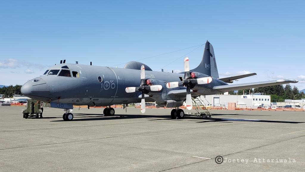 Awesome to see a Block IV CP-140 Aurora of the @RCAF_ARC with Centennial markings on the fuselage.

These aircraft are upgraded by @IMP_AAD.

Learn more about the Aurora on Episode 25 of the Go Bold podcast:
podcasts.apple.com/us/podcast/go-…

#rcaf #airforce #aircraft #CP140 #P3Orion #ASW