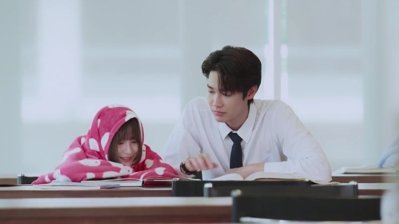 justprim_'s tweet image. 2 years of waiting, the series debuts last place in gmmtv 2023 😭

Prim&apos;s most realistic first screen kiss is here 👀💗

#primiily #AlovesobeautifulTH