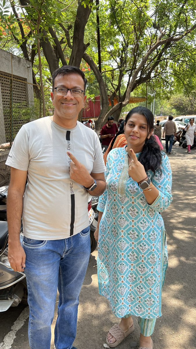 Ballot is stronger than bullet 
- Abraham Linkon 

#vote #election #LokshabhaElections2024