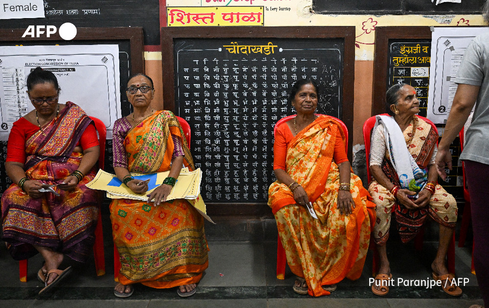 Business and Bollywood go to the polls. India's financial capital Mumbai began voting when six-week national elections resumed on Monday, with much of the megacity's business and entertainment elite vocal in their support of Prime Minister Narendra Modi u.afp.com/5mGw