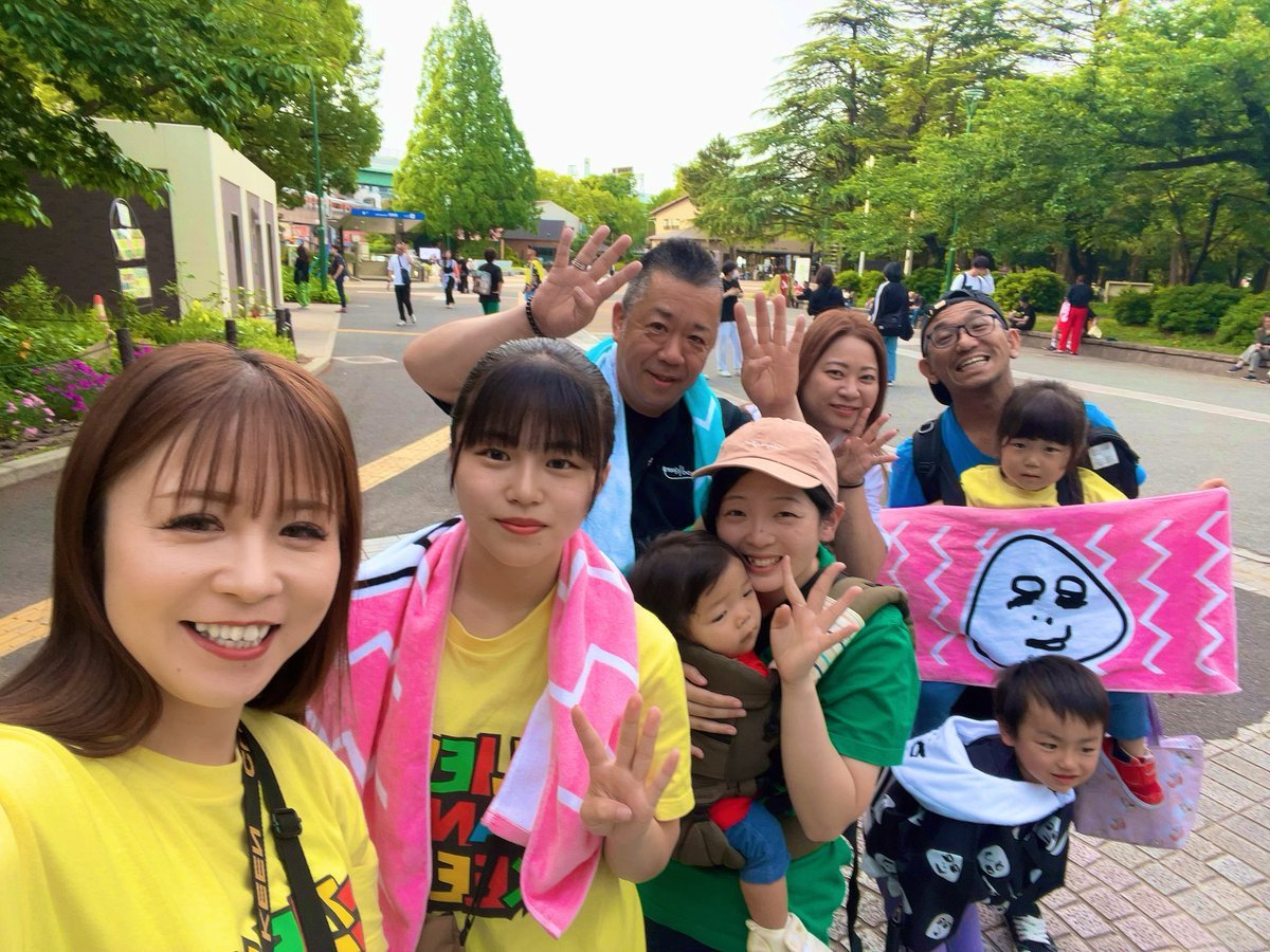 miisakiick613's tweet photo. 大好きな家族＠4_sf @3zEtpHh45MMiEQF 詩👧🏻音👶🏻@Ayuri_ck との初の4連番で爆盛り上がり🕺
久しぶりに会えた四池さんとわちゃわちゃ楽しかった❣️
そしてやっぱりC&amp;Kが大好き🫶🏻

#candk https://t.co/QlAL80Z1wd