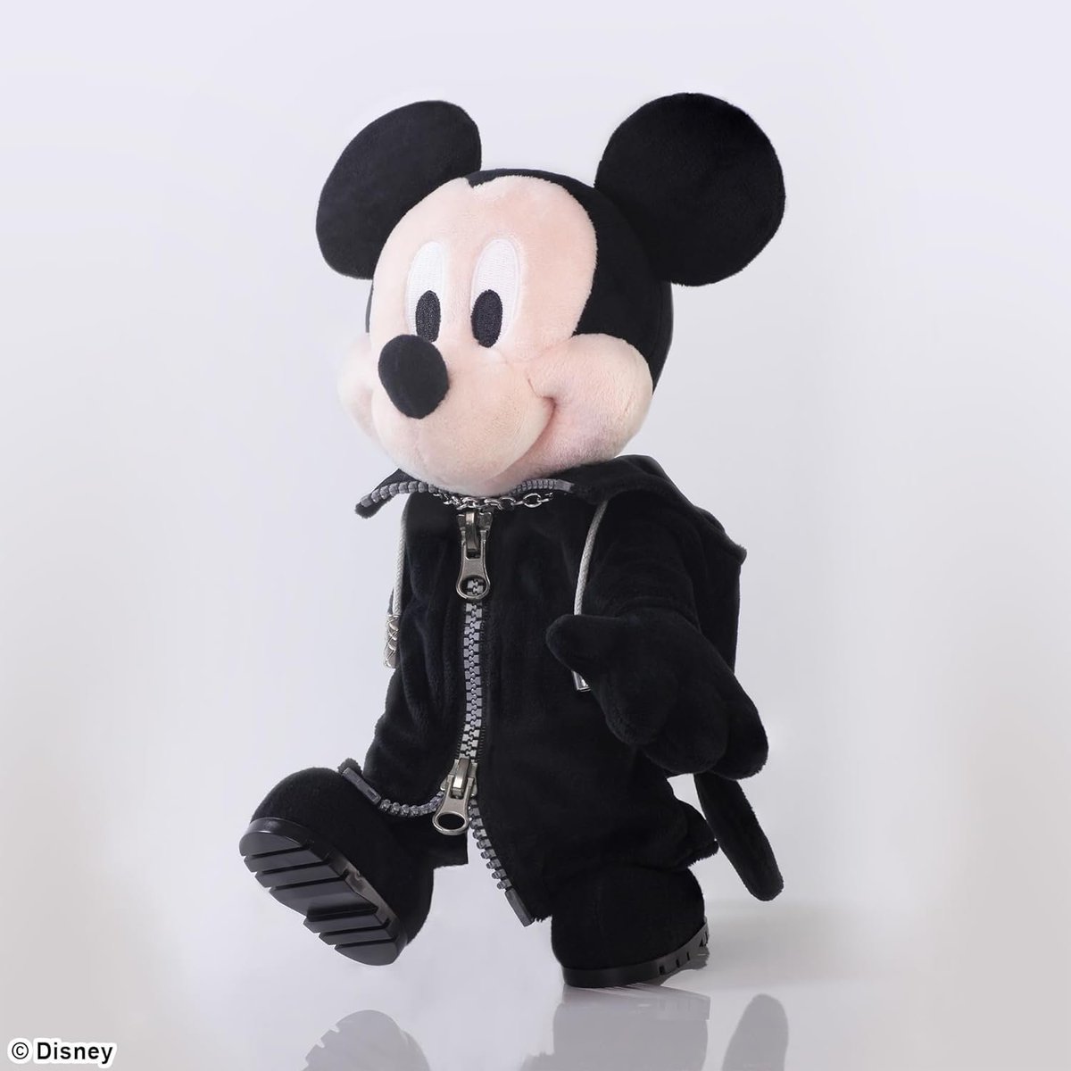 Wario64's tweet photo. Kingdom Hearts: King Mickey Action Doll is $65.40 on Amazon https://t.co/M6ApnHk01d #ad https://t.co/61QJPp58Qb