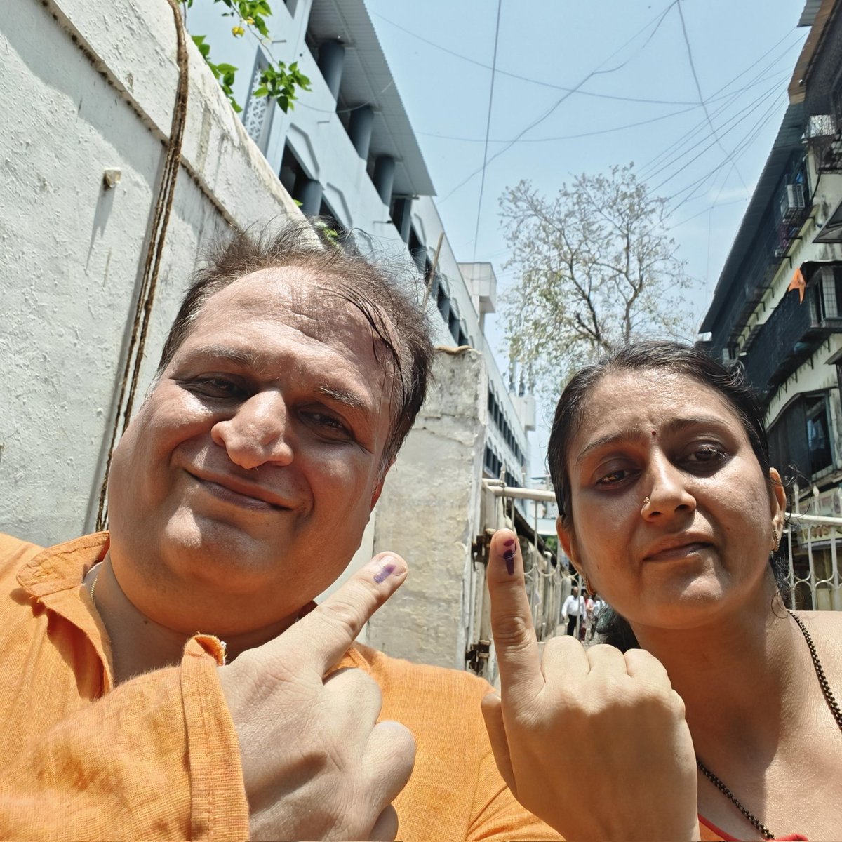 SureshNakhua's tweet photo. Voted for Strong & Secure Bharat.
Voted for the Global leader who makes every Indian unapologetic and proud Indian.
Voted for #MyPM #MITOA @NarendraModi !!!
Voted for @mihirkotecha !!!
Each and every vote matters.
Go out and Vote first.
#AbKiBaar400Paar
#ModiKaParivar https://t.co/r9EjHQL4hU