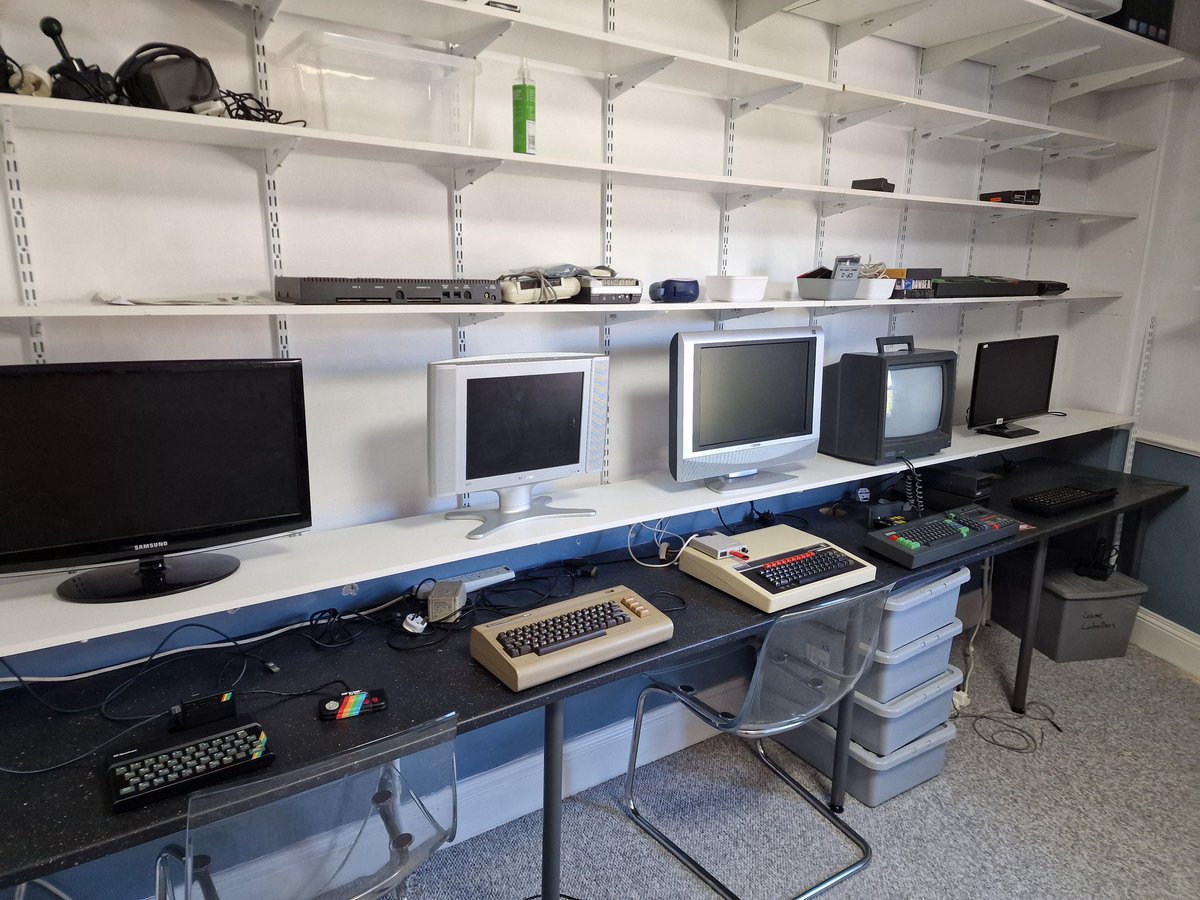 MicroHistroy's tweet photo. Hi everyone. It's been a while since we last posted an update. 
But anyway...
✅ Shelving is finished
✅ Speecy is working
✅ C64 is working
✅ BBC is working
✅ CPC is working
✅ QL is working
✅ PC pentium 90/ms-dos/win 3.11
✅ Atari St is working

Console corner is next 😎 https://t.co/oNMZqYTgXm