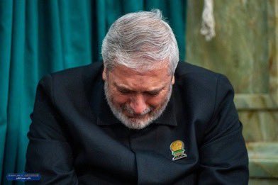 İran halkı, Cumhurbaşkanı Reisi ve beraberindekilerin ölüm haberinin ardından üzüntü ve acıya boğuldu.