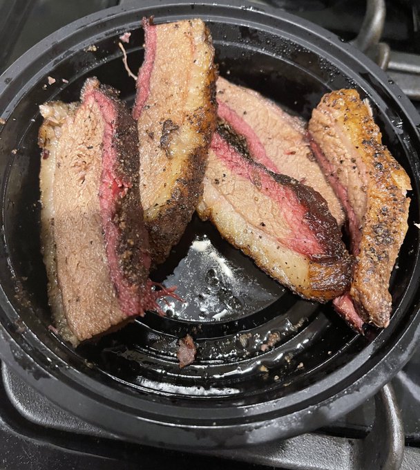 Late night snack nibbles on this INCREDIBLE brisket my wifey @KrystalDavisXXX made today!!!! Omggggg<a href="/tag/vegas"class="tags"><span>#vegas</span></a><a href="/tag/amazing"class="tags"><span>#amazing</span></a><a href="/tag/lovelife"class="tags"><span>#lovelife</span></a><a href="/tag/vegaslife"class="tags"><span>#vegaslife</span></a><a href="/tag/bossbab"class="tags"><span>#bossbab</span></a>