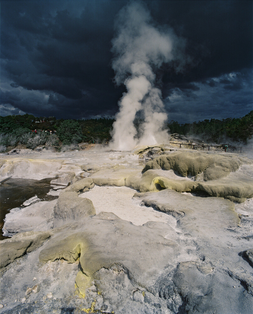 gnsscience's tweet photo. New Zealand's geothermal systems are powerful, beautiful, and essential for life ♨️❤️ ...but we can't take them for granted. 

🔇 During 1960s, 70s and 80s, Rotorua's geothermal system suffered from overexploitation, and Papakura geyser and many others, fell silent. https://t.co/cXCVOvkOd8