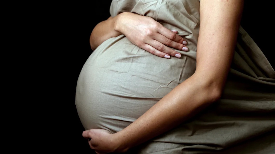 ndorms's tweet photo. Researchers in Oxford have developed a maternity early warning score that’s derived from patient data, which is being rolled out across the English NHS. It will help healthcare providers identify and respond to signs of deterioration in pregnant women. https://t.co/AfEty5qOp7 https://t.co/DFCLWaF617
