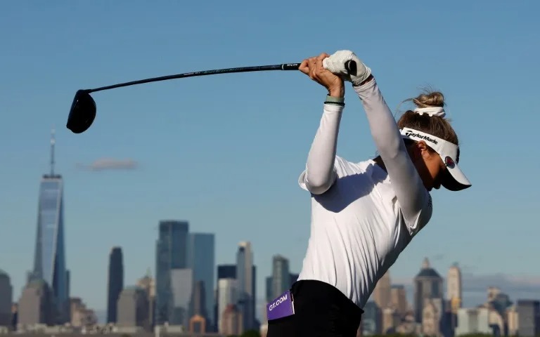 DavisGarciaDG's tweet photo. Nelly Korda won her sixth title of the year with victory at the LPGA Tour's Mizuho Americas Open at Liberty National Golf Club on Sunday. #golf #golfingday #golfer https://t.co/omoqMSn1Dw