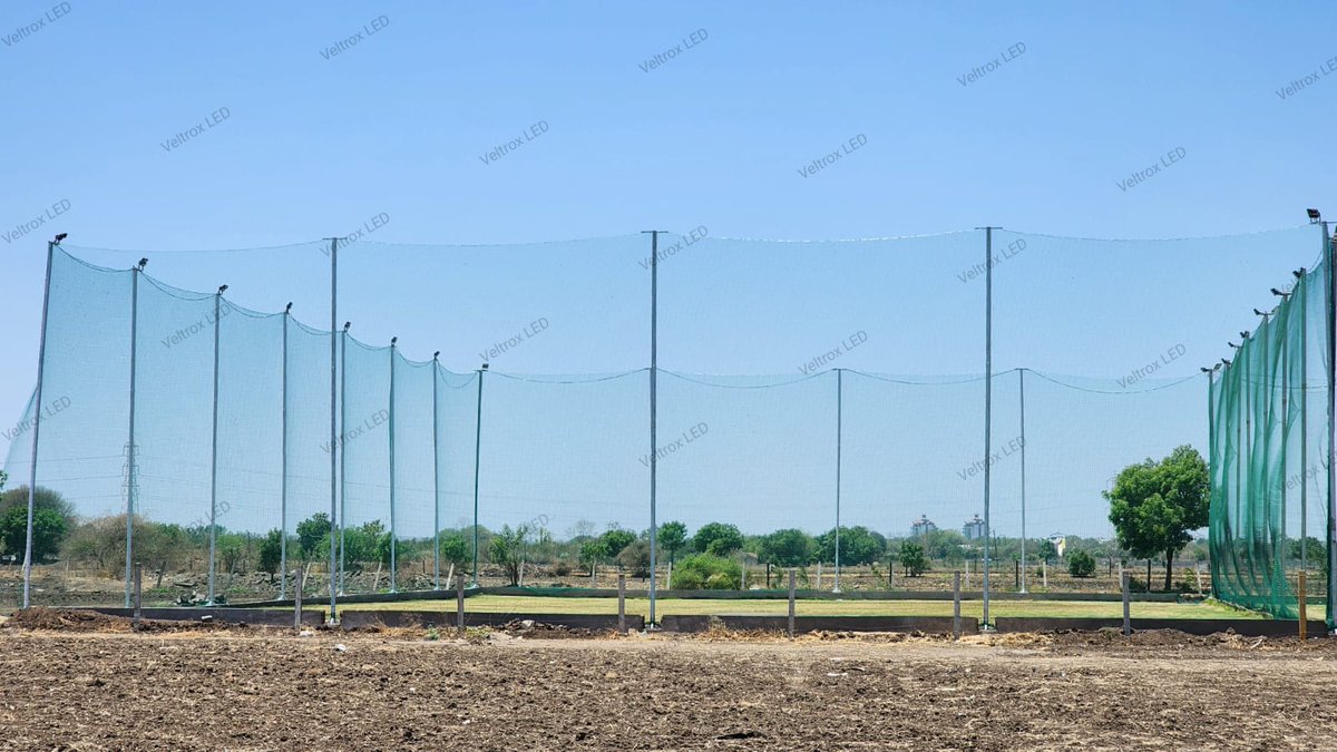 VeltroxL's tweet image. Veltrox LED 150W Shark Model Light
We specially design this model for box cricket to bright up the place and enjoy your game !!!

Veltrox Industries
+ 91 7984 777 165

#veltroxledlight #ledfloodlight #sportslight #outdoorlight #waterprooflight #gujrat #madeinindia #indiaproducts