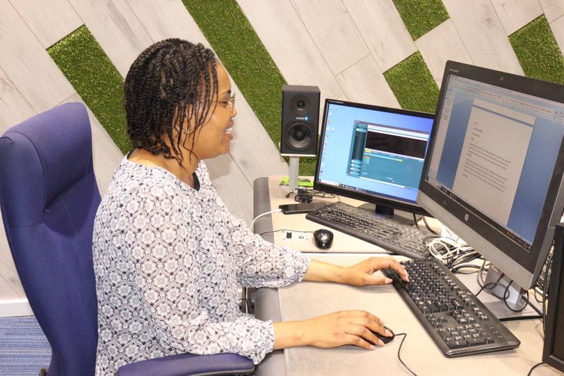 #AthianiDigital
Matialyo ma ndeke ila yiikuite Presiedent wa nthi ya Iran Ebrahim Raisi kwa oyu nimoneka. Ndeke ino ila ni muthemba wa Helicopter ivalukile kwi iyoo ikuite President Ebrahim na minista wa maundu meukonia nthi sya nza nthi isu ya iran. Raisi anyuviwe ta President.