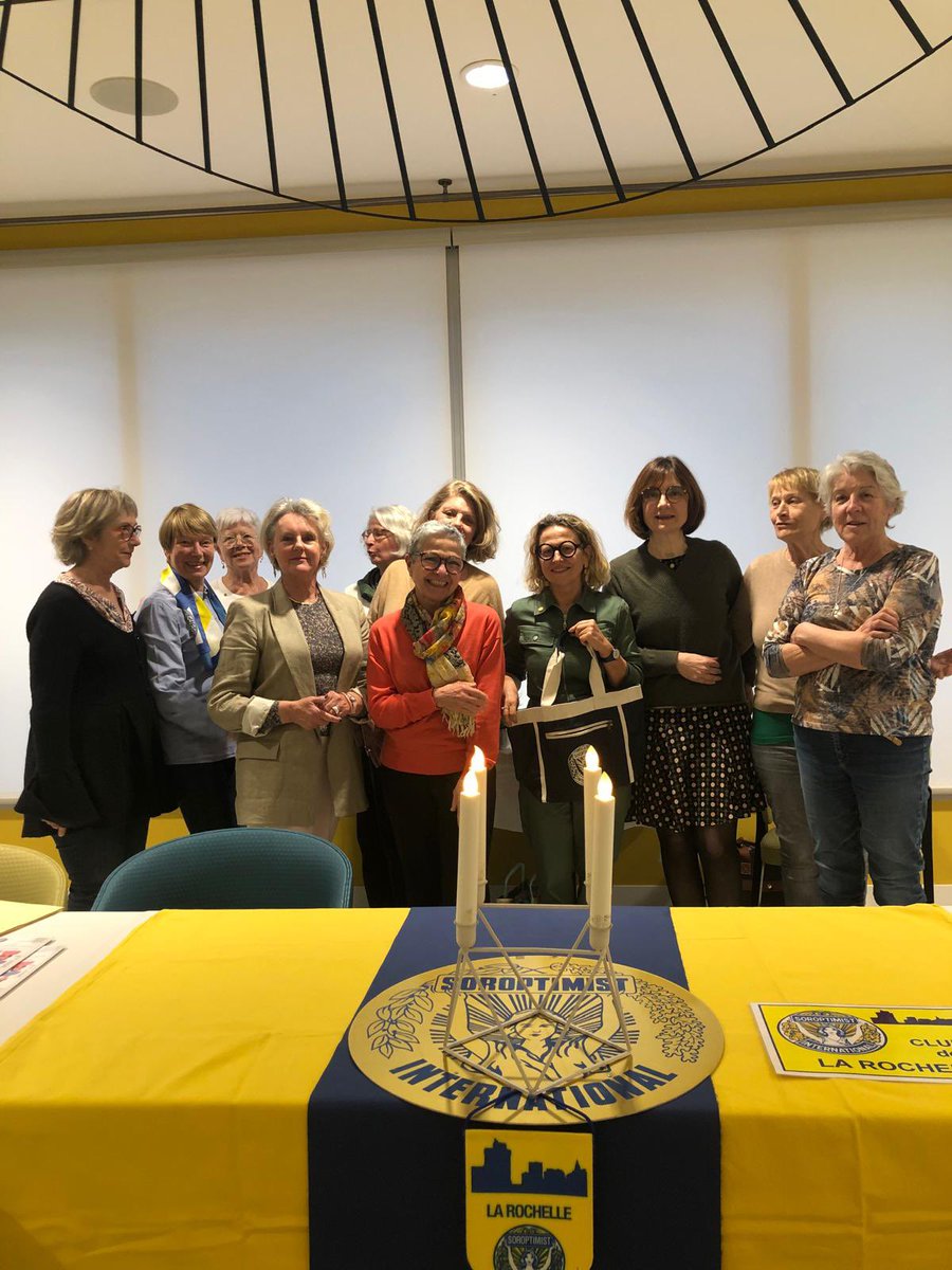 Bienvenue Catherine!  accueillie (exceptionnellement en petit comité ) et aussitôt engagée dans le travail des commissions. A nos mots d’accueil, elle ns remercie bien sûr et apprécie notre convivialité, respect et exigence dans nos travaux. <a href="/SoroptimistF/">Soroptimist International France</a> <a href="/SoroptiTweet/">Soroptimist International</a>