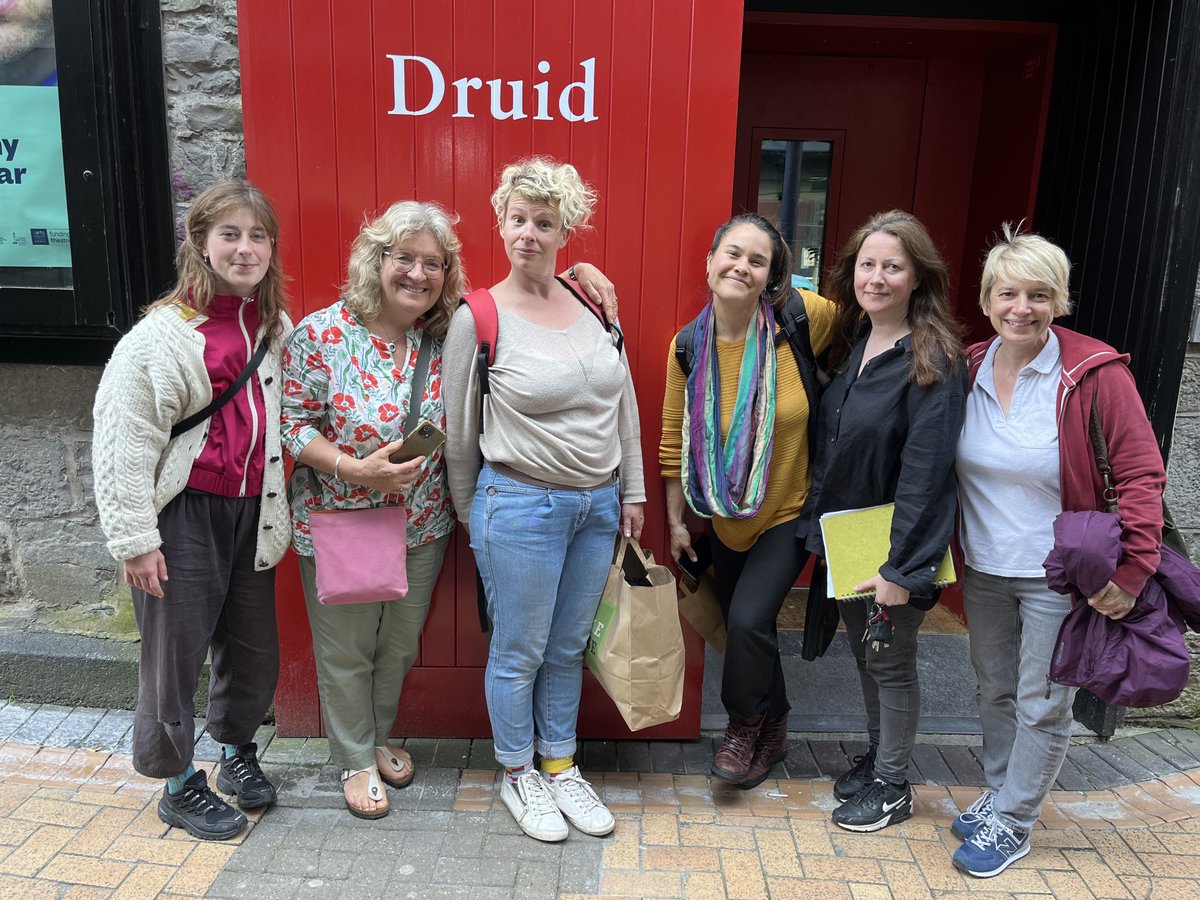 Fabulous visit to Galway to see Phillida Eves & her lovely team as they develop a new show. Can’t wait to see the final version! Great rehearsal space ⁦⁦@DruidTheatre⁩. Contact us ⁦@BamboozleUK⁩ if you’d like advice on developing new work. #sensorytheatre