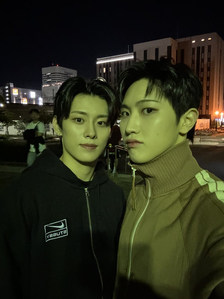 TNX_twt's tweet photo. 우리 스물셋이다 브라더 👍

#THENEWSIX #TNX #더뉴식스
#최태훈 #TAEHUN https://t.co/xYsffcBYlA