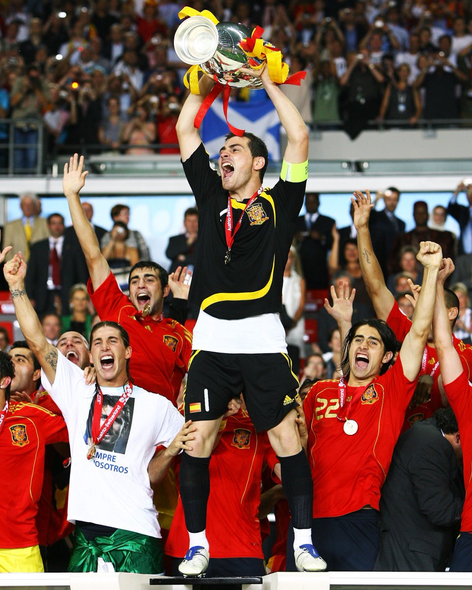 Casillas 🏆🇪🇸

#EURO2024