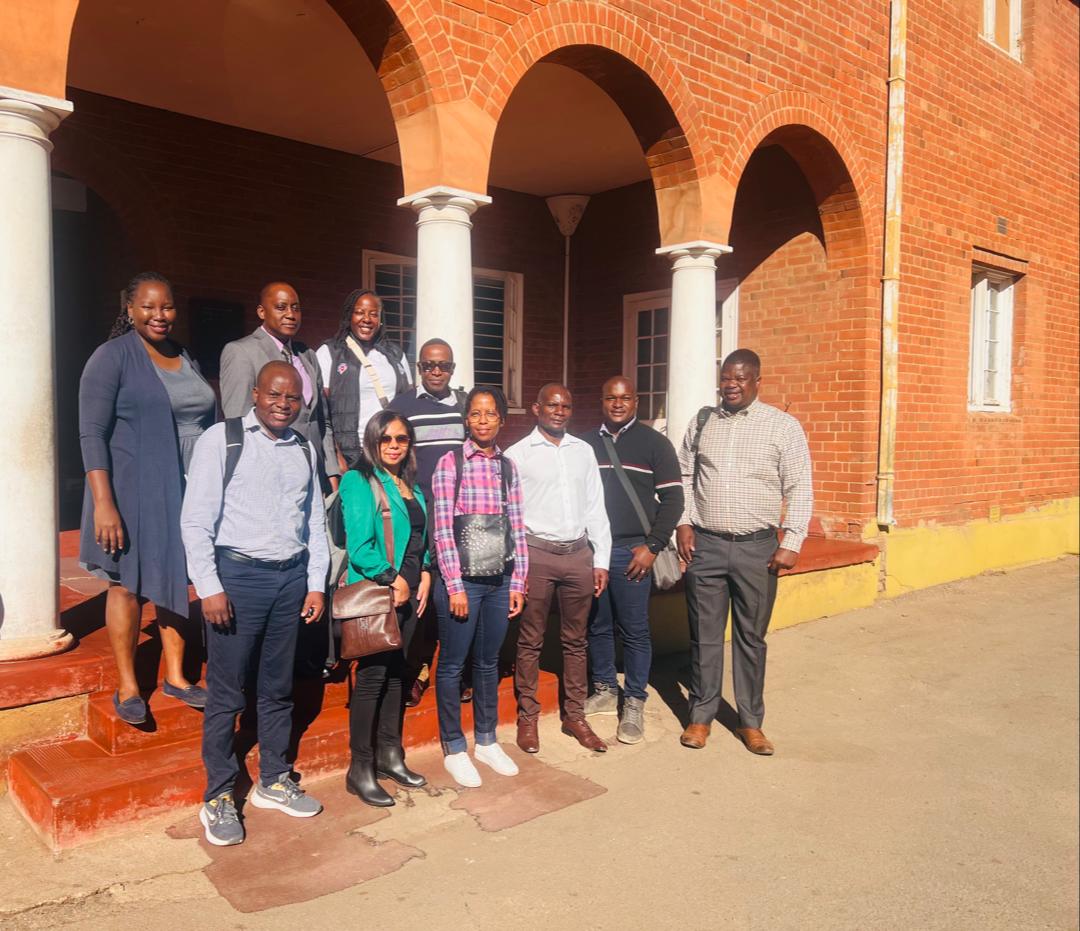 UnionZimTrust's tweet photo. National TB Control Programme &amp; UZT are debriefing on the Drug Resistant TB (DRTB) Audit following a 2-week outcome audit in high DRTB burden regions with a large number of negative outcomes.
Meeting is being attended by @UsaidZimbabwe &amp; stakeholders in the national TB response https://t.co/FMNrLDtAuM