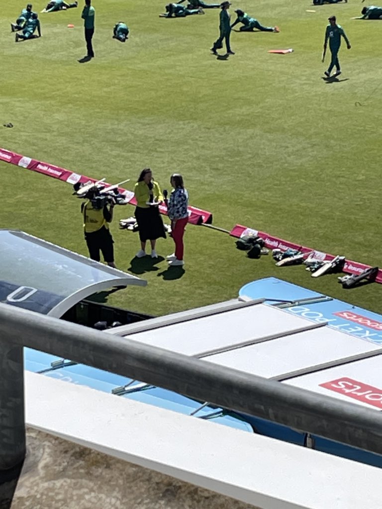 JanePowell tweet media