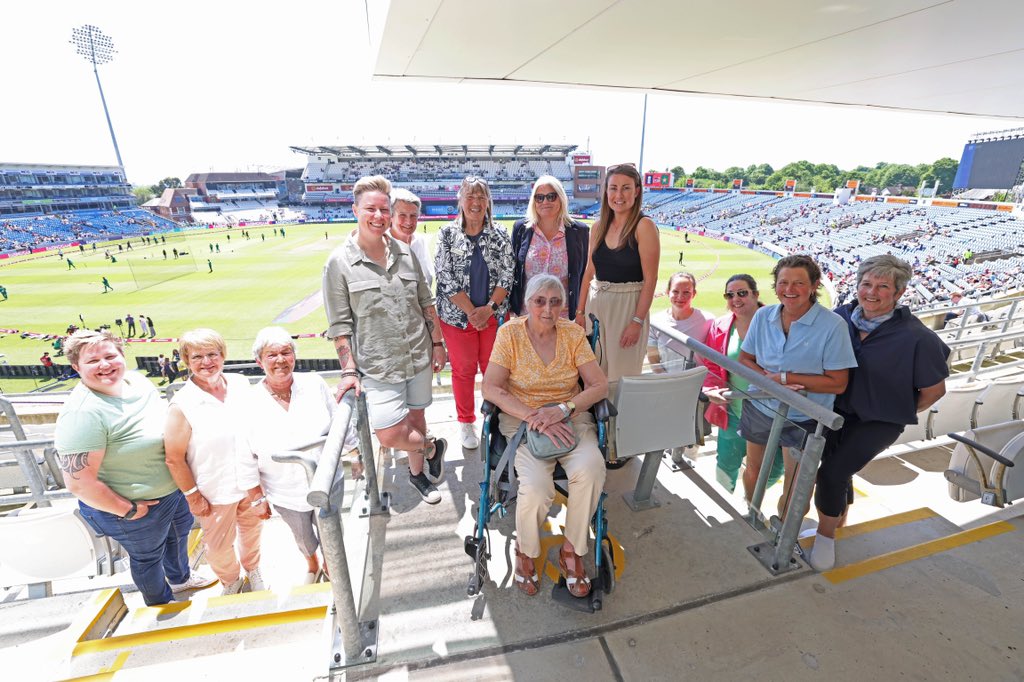 JanePowell tweet media