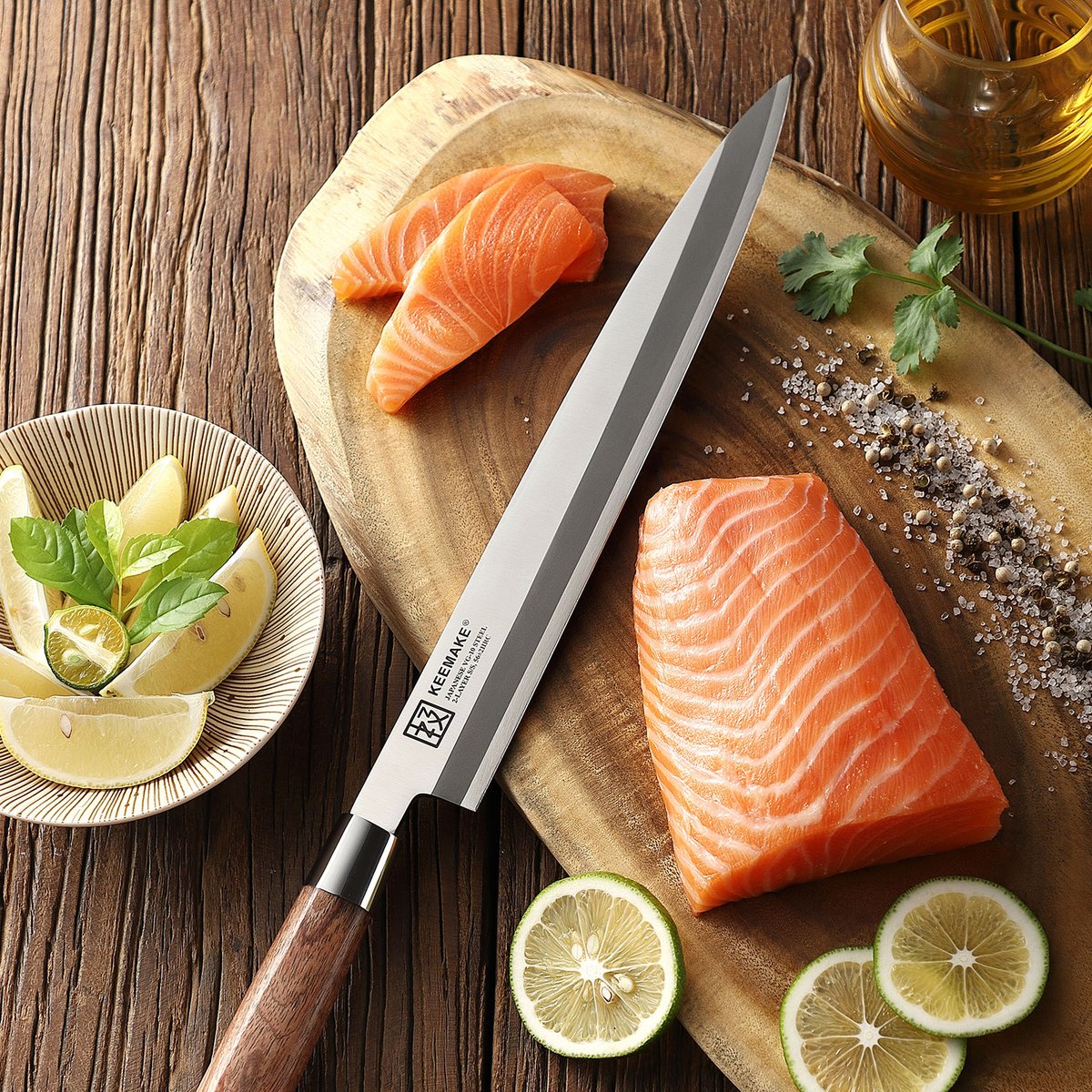 Perfect slices every time with KEEMAKE’s 10.5-inch Yanagiba Knife. Ideal for sushi, sashimi, and more. Hand-sharpened to 12-15 degrees for exceptional sharpness. 🍣✨ #KEEMAKE #KitchenTools