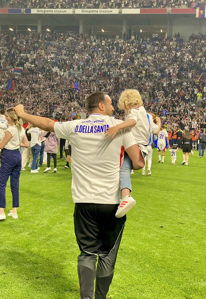 Merci … ❤️💙

#OL #Europa #ToutEstPossible