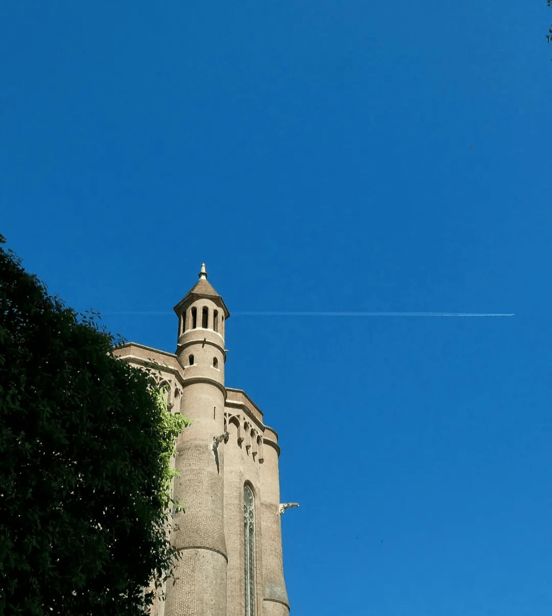 ville_albi's tweet photo. #PartageonsAlbi Qu'il soit bleu, violet, blanc ou avec un arc-en-ciel, le ciel fait toujours rayonner la brique rouge albigeoise. Merci encore aux photographes : capuano.melanie, franccky00, et valousenfout. https://t.co/LFz0nm4hSx