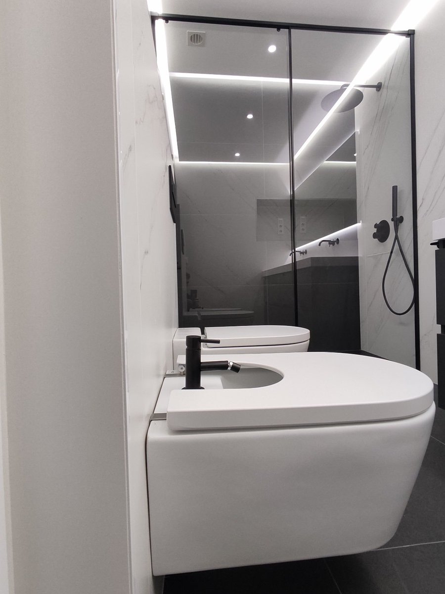iasadesign's tweet photo. ▪️¿Tienes en mente reformar tu baño?▪️

▪︎ En IASA DESIGN somos especialistas en la reforma de baños y nos encanta trabajar con clientes que esperan un servicio de excelencia y calidad. 

▪︎ Convertimos ideas en espacios personalizados y nos adaptamos a todo tipo de proyectos https://t.co/yuL8EjbCg3
