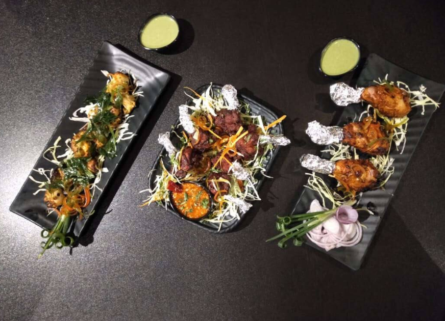 tashann_res's tweet photo. Tashann Multi Cuisine Restaurant offers a wide range of delicious delicacies. Do visit right away to satisfy your food cravings 🙌

𝐁𝐨𝐨𝐤 𝐘𝐨𝐮𝐫 𝐓𝐚𝐛𝐥𝐞 𝐍𝐨𝐰: 📞 +91-6366283777,6366281777

#cuisine #healthyfood #biryani #food #foodie #indianfood #foodporn https://t.co/OJjVWMeeKM