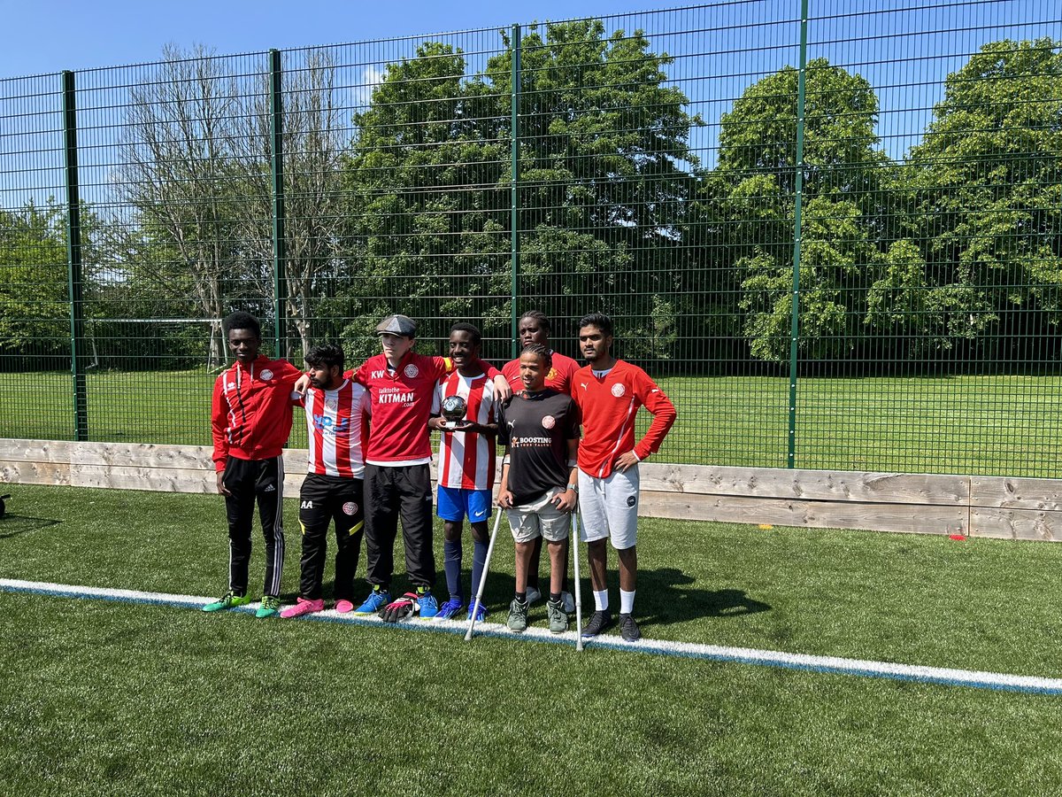 <a href="/EstudiantesLdn/">⚽️ EstudiantesLDN</a> <a href="/ayubkhan65/">Ayub Khan</a> <a href="/harin/">harin</a> Estudiantes, fantastic club with a wonderful ethos player and personal development are at its core. Thank you for the invitation to the training and match event yesterday. x.com/EstudiantesLdn…