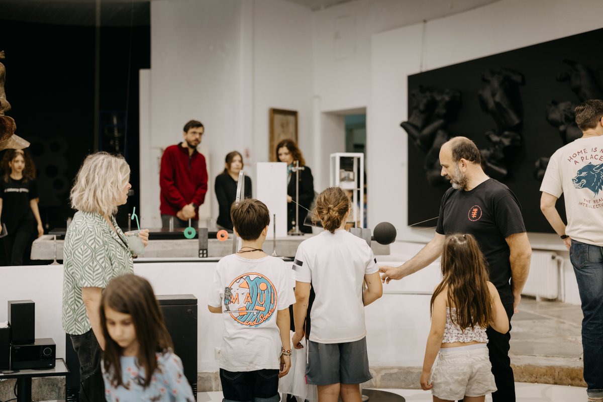 Εκατοντάδες επισκέπτες ήρθαν στο Ίδρυμα Takis να γιορτάσουμε μαζί τη Διεθνή Ημέρα Μουσείων το Σάββατο 18/05/24