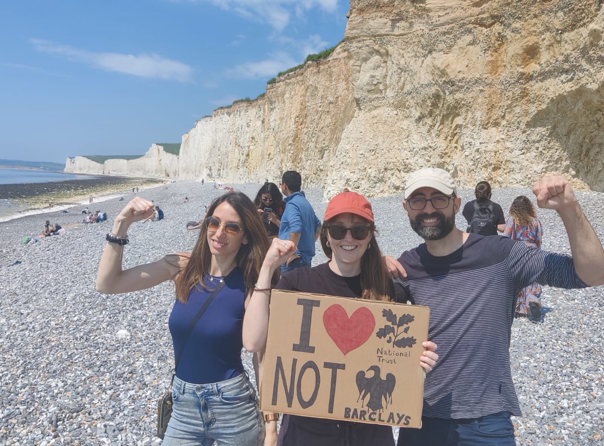 The <a href="/nationaltrust/">National Trust</a> continues to bank with the biggest funders of #fossilfuels in Europe - <a href="/Barclays/">Barclays Bank</a>. The National Trust needs to #BankBetter rather than fuel #climatebreakdown

👉 Sign the Petition now to get involved: digitalactions.org/national-trust

#NationalTrustDropBarclays