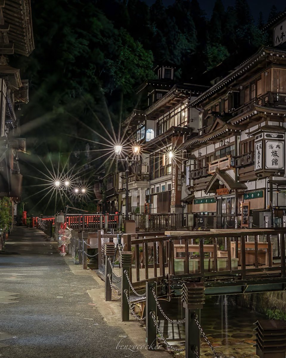 ノスタルジー感じる五月夜の銀山温泉