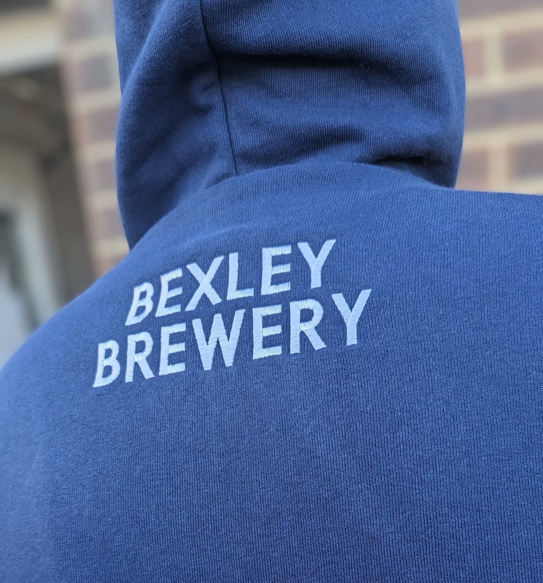 We're having a merch sale over on our webshop!🥳 It's the last of this style so get it while you can - limited sizes available!👕🧢 T-shirts & Hoodies - 15% off Beanies & Caps - 10% off bexleybrewery.co.uk/webshop